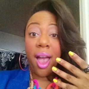 Meet your Posher, Nichelle